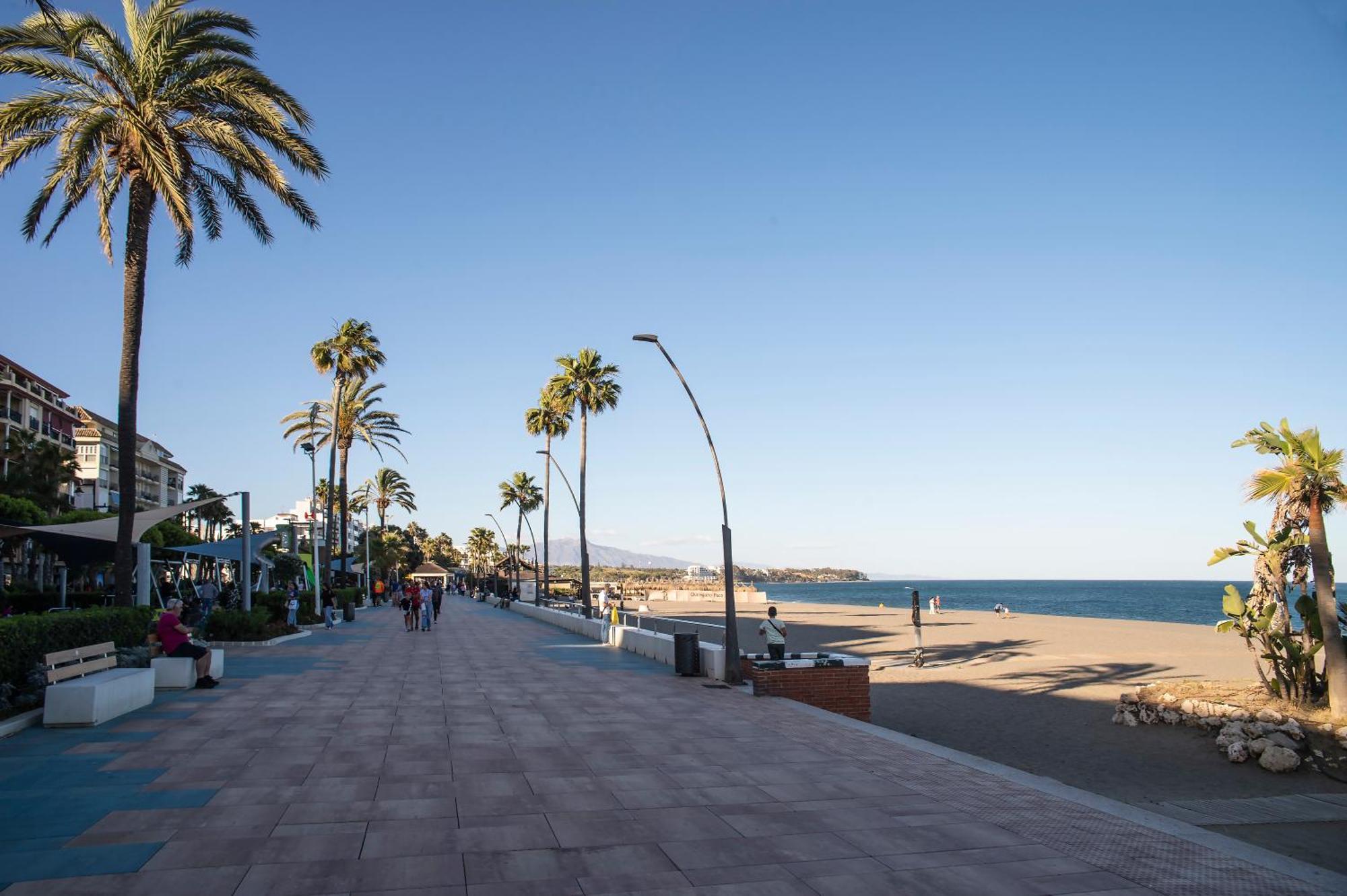 Los Aticos Estepona Exterior photo